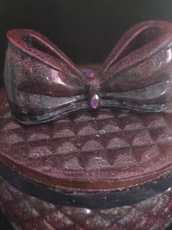 Bow Princess, Bow